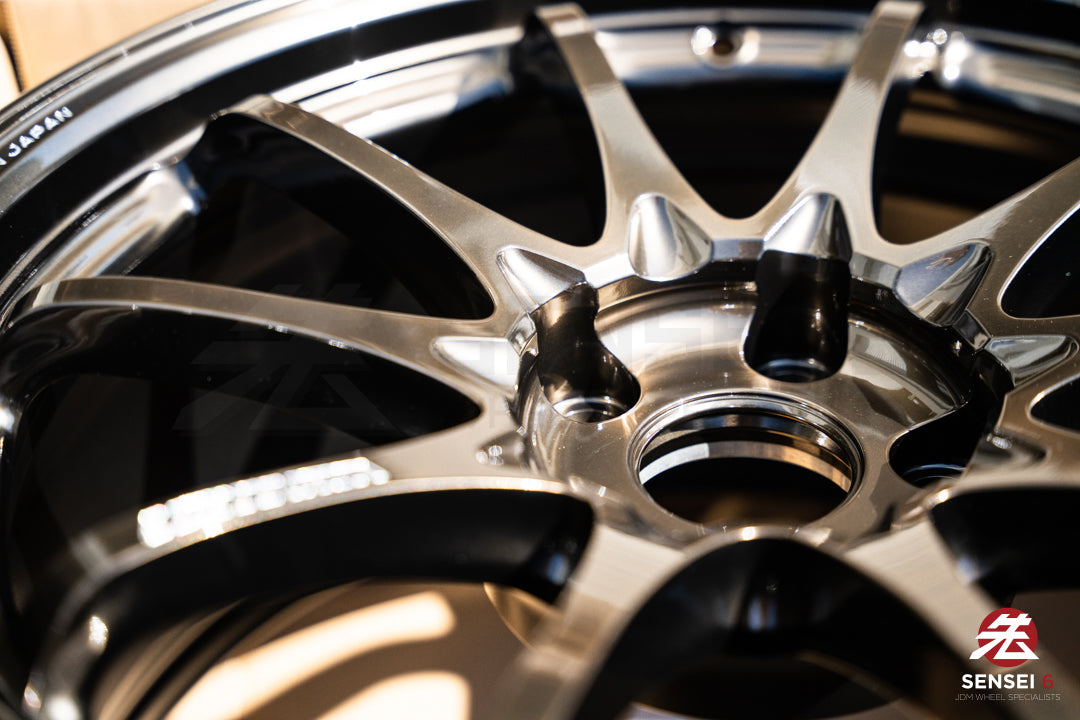 Volk CE28N-Plus / 18x9.5 +38 / 5x114.3 / Shining Bronze Metal (SZ)
