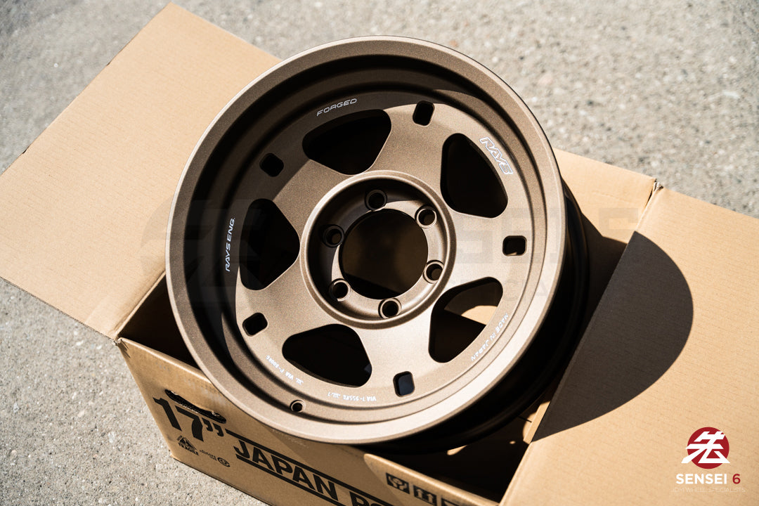 Rays 05X / 17x8.5 -10 / 6x139.7 / Matte Gunbronze (MZ)