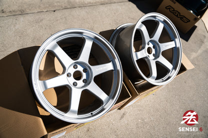 Volk TE37 Ultra M-Spec / 20x10 +15, 20x11 +15 / 5x112 / Plata Diamante 