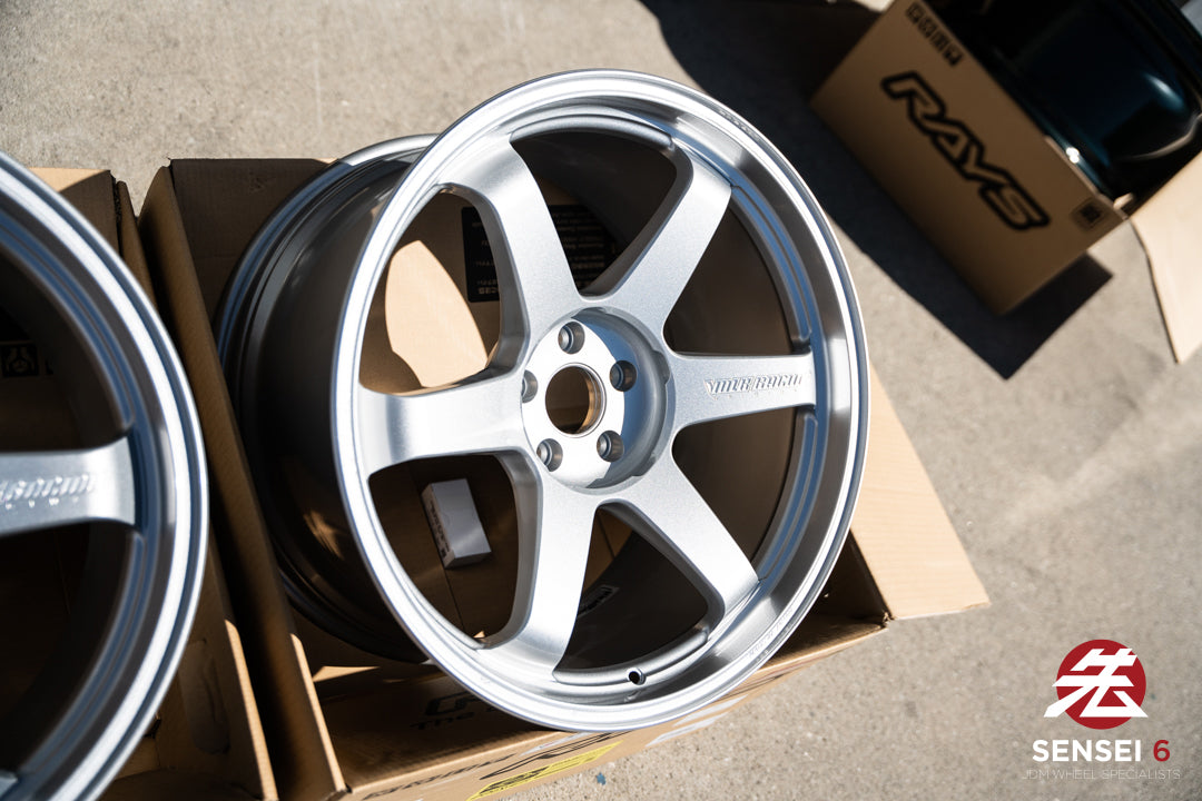 Volk TE37 Ultra M-Spec / 20x10 +15, 20x11 +15 / 5x112 / Plata Diamante 