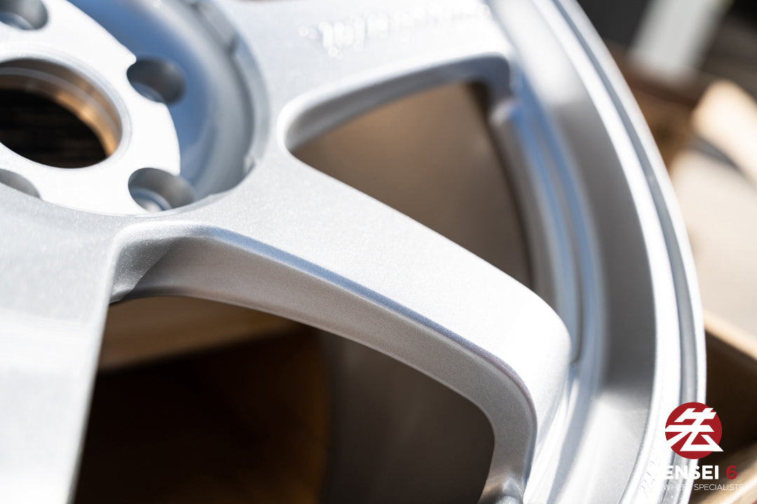 Volk TE37 Ultra M-Spec / 20x10 +15, 20x11 +15 / 5x112 / Plata Diamante 