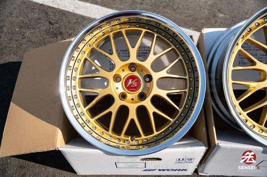 ワーク VSKF# / 18x9.5 +14、18x10.5 +15 / 5x114.3 / ライトグレーシルバー