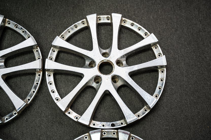 Caras Weds Kranze LXZ de 19"