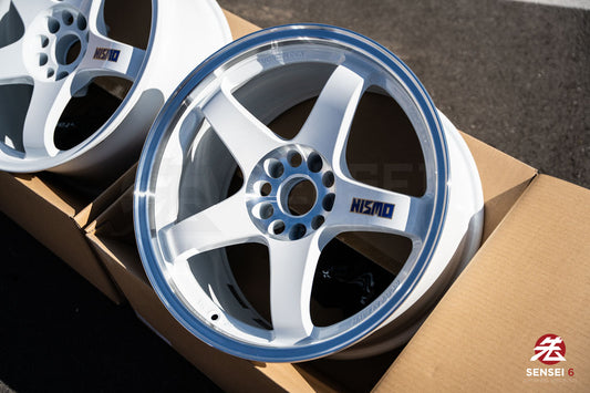 Nismo LMGT4 40th Anniversary / 18x9.5 +12 / 5x114.3 / White Rim DC