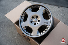 Load image into Gallery viewer, 18&quot; OZ Opera (Used Wheels) / 5x112 / 18x8 +35, 18x9 +35 / Gunmetal
