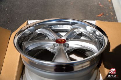 Work VSKF# / 18x9.5 +34 / 5x114.3 / Light Gray Silver (LGS)