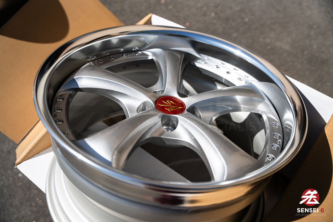 Work VSKF# / 18x9.5 +34 / 5x114.3 / Light Gray Silver (LGS)