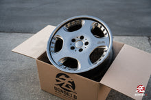 Load image into Gallery viewer, 18&quot; OZ Opera (Used Wheels) / 5x112 / 18x8 +35, 18x9 +35 / Gunmetal
