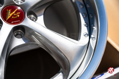 Work VSKF# / 18x9.5 +34 / 5x114.3 / Light Gray Silver (LGS)