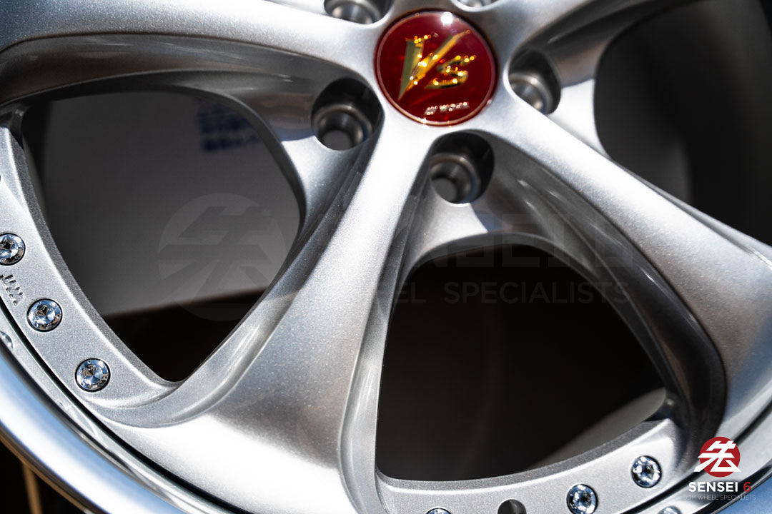 Work VSKF# / 18x9.5 +34 / 5x114.3 / Light Gray Silver (LGS)
