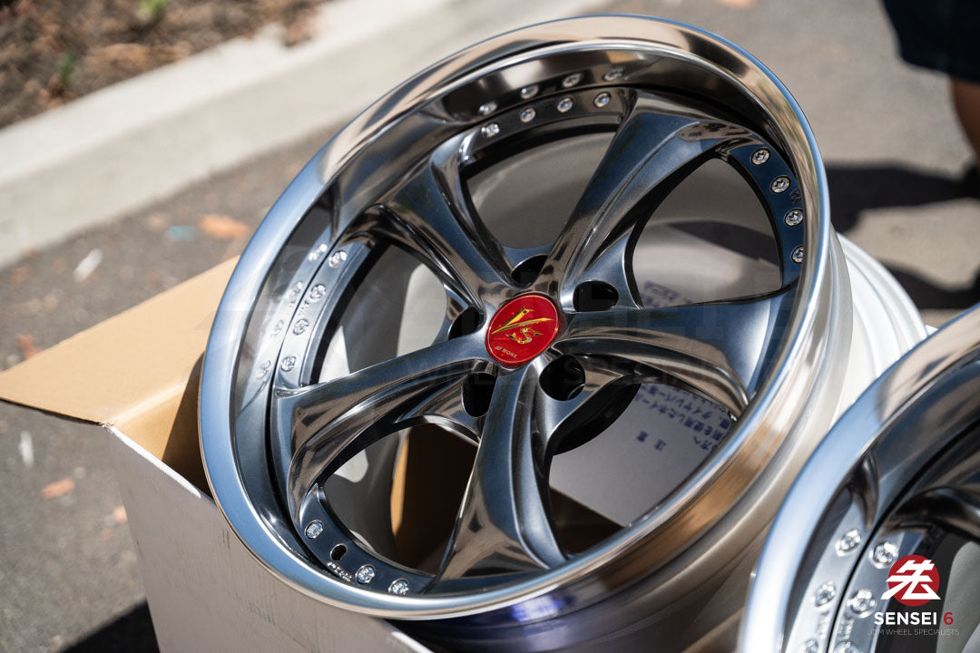 Work VSKF# / 18x9.5 +22, 18x9.5 +21 / 5x114.3 / Brilliant Silver Black (BSB)