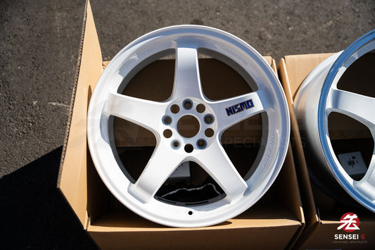 Nismo LMGT4 40th Anniversary / 18x9 +22 / 5x114.3 / White
