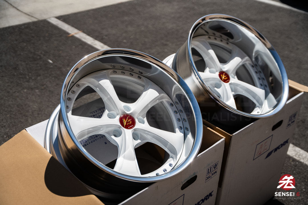 Work VSKF# / 18x10 +2, 18x11 -4 / 5x114.3 / White (WHT)