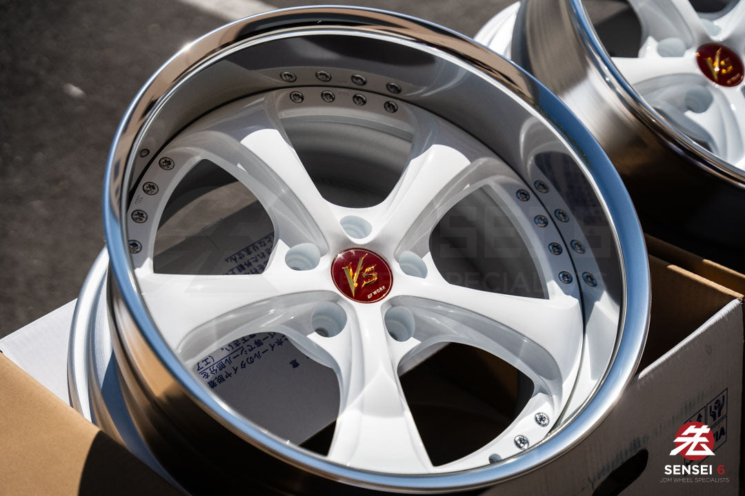 Work VSKF# / 18x10 +2, 18x11 -4 / 5x114.3 / White (WHT)
