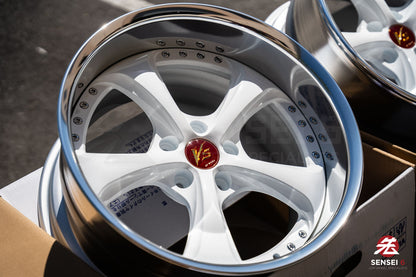 Work VSKF# / 18x10 +2, 18x11 -4 / 5x114.3 / White (WHT)