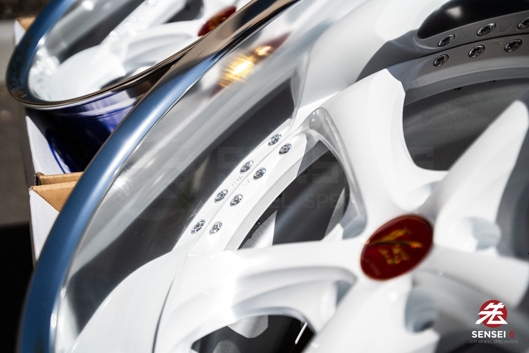 Work VSKF♯ / 18x10 +2, 18x11 -4 / 5x114.3 / White (WHT) – Sensei 6