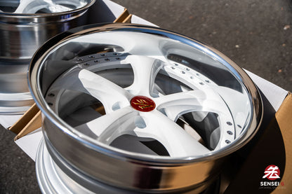 Work VSKF# / 18x10 +2, 18x11 -4 / 5x114.3 / White (WHT)