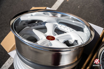 Work VSKF# / 18x10 +2, 18x11 -4 / 5x114.3 / White (WHT)