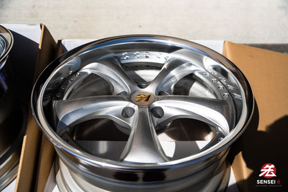 Work VSKF# / 18x9 +16, 18x10 +21 / 5x114.3 / Light Gray Silver (LGS)