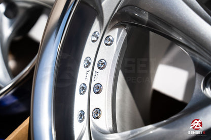Work VSKF# / 18x9 +16, 18x10 +21 / 5x114.3 / Light Gray Silver (LGS)