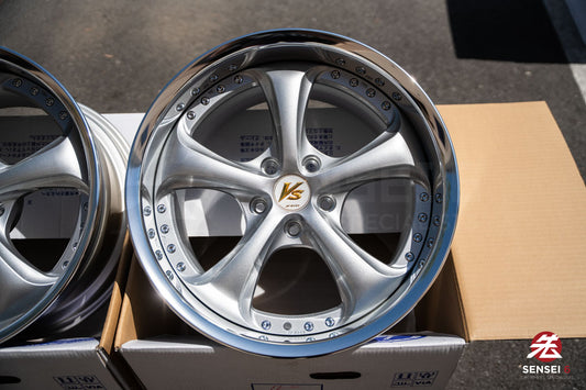 Work VSKF# / 18x9.5 +22, 18x9.5 +21 / 5x114.3 / Light Gray Silver (LGS)