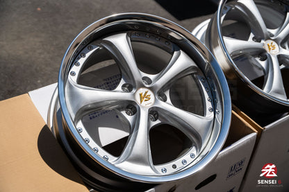 Work VSKF# / 18x9.5 +22, 18x9.5 +21 / 5x114.3 / Light Gray Silver (LGS)