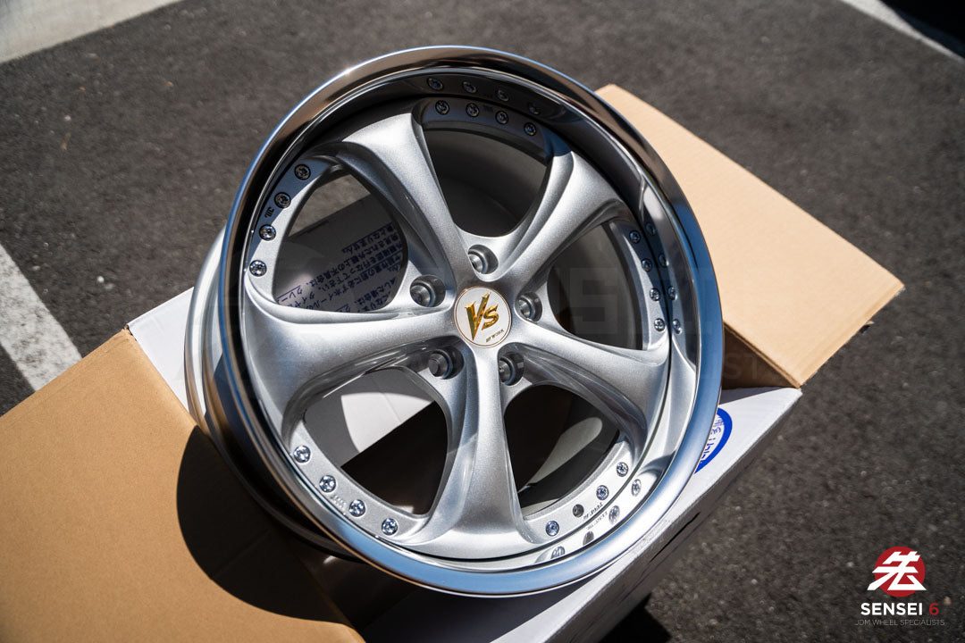 Work VSKF# / 18x9.5 +34 / 5x114.3 / Light Gray Silver (LGS)