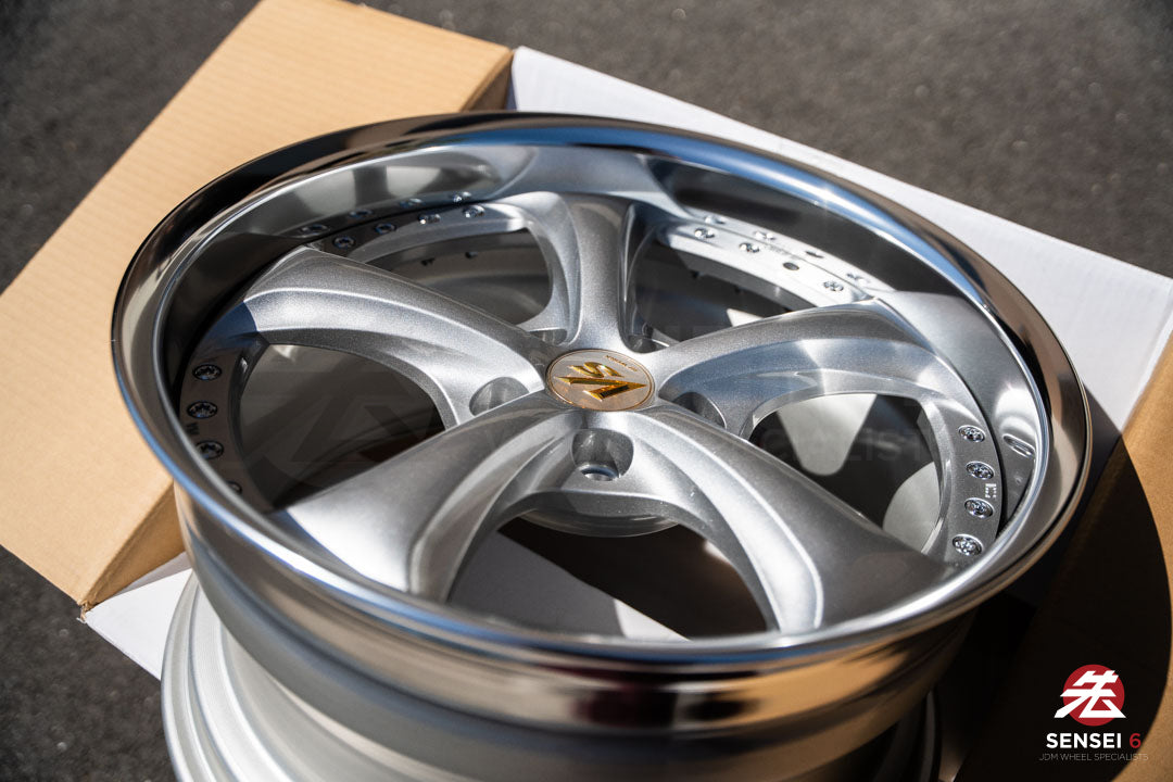 Work VSKF# / 18x9.5 +34 / 5x114.3 / Light Gray Silver (LGS)