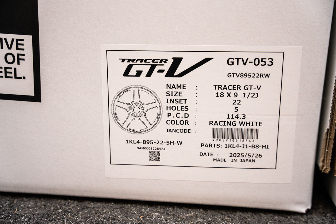 AME Tracer GTV / 18x9.5 +22 / 5x114.3 / Racing White (WH)