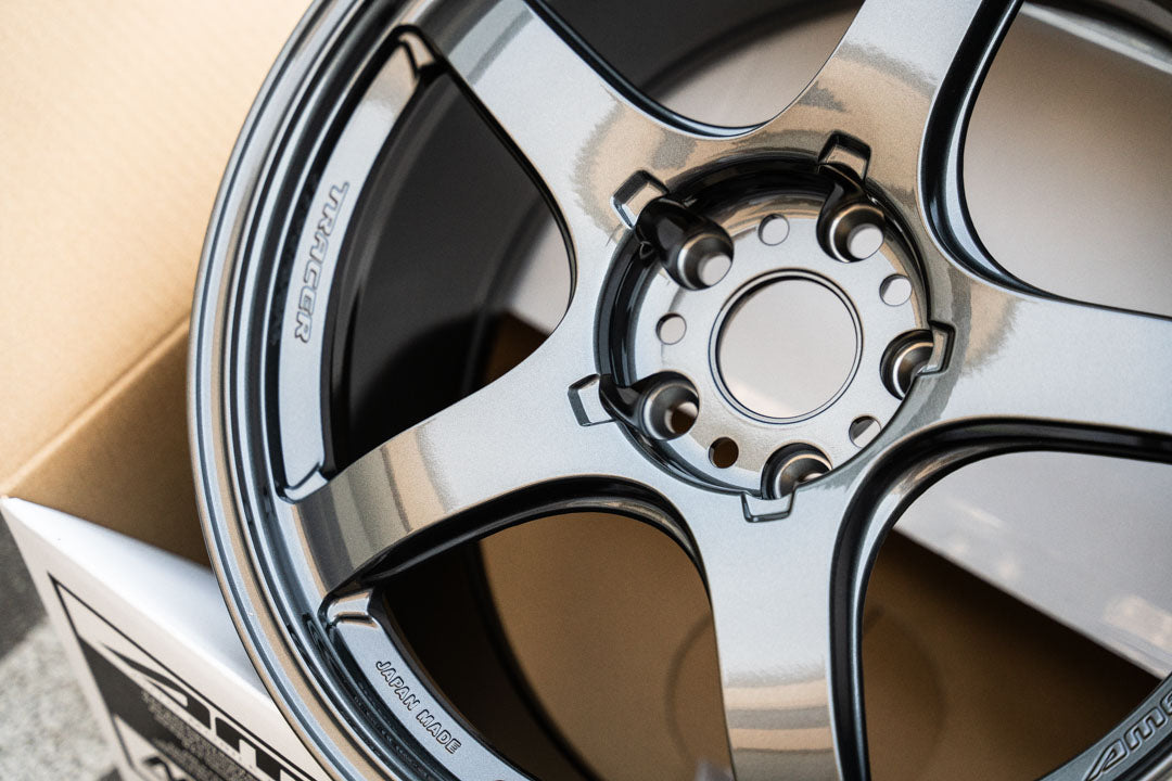 AME Tracer GTV / 18x9.5 +38 / 5x114.3 / Gun Black (DGM)