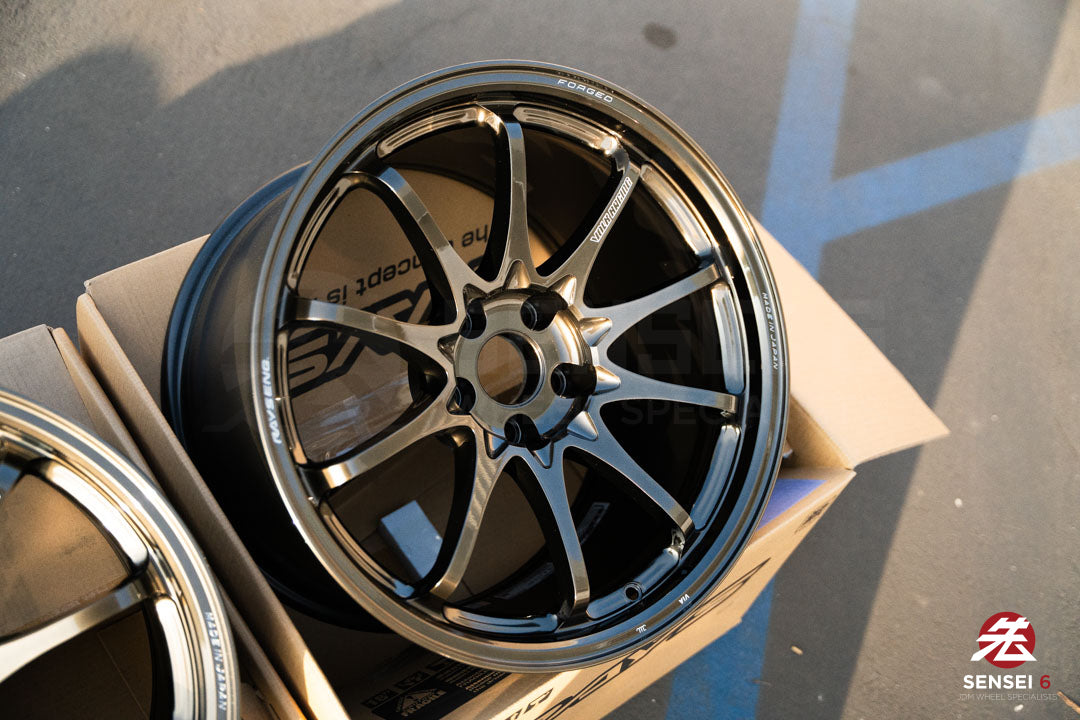 Volk CE28N-Plus / 18x9.5 +22, 18x11 +34 / 5x112 / Metal bronce brillante