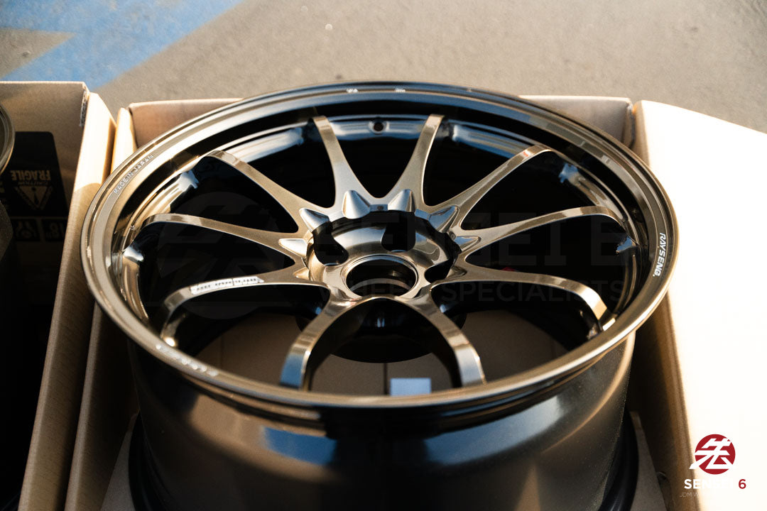 Volk CE28N-Plus / 18x9.5 +22, 18x11 +34 / 5x112 / Metal bronce brillante