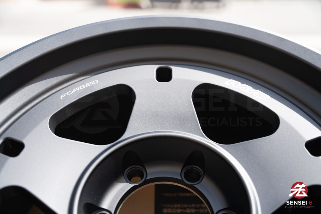 Rays 05X / 18x9 +0 / 6x139.7 / Matte Black (MB)