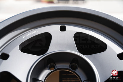 Rays 05X / 18x9 +0 / 6x139.7 / Matte Black (MB)