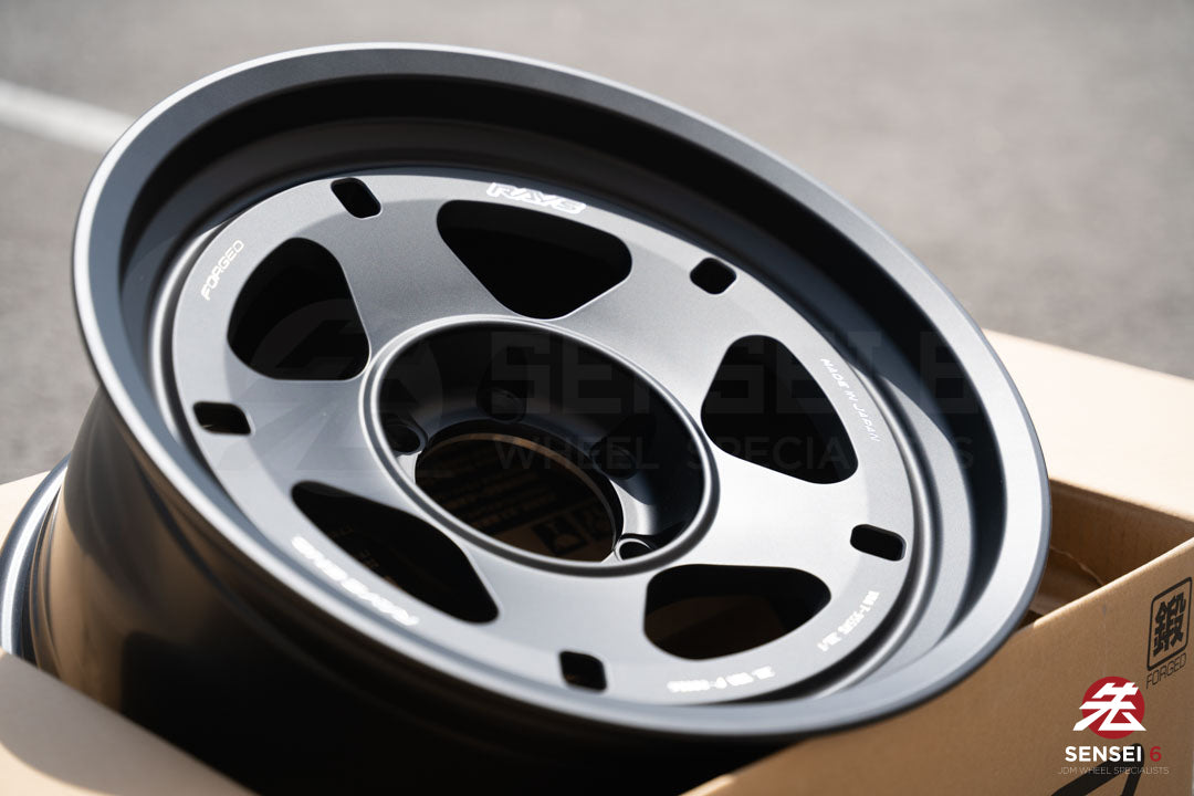Rays 05X / 18x9 +0 / 6x139.7 / Matte Black (MB)