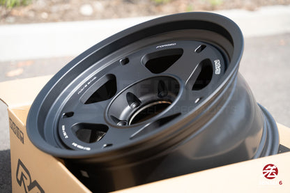 Rays 05X / 18x9 +0 / 6x139.7 / Matte Black (MB)