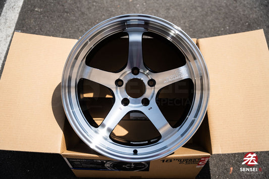 Advan GT Beyond-R / 18x10 +40 / 5x120 / Machining & Diamond Cut (MDC)