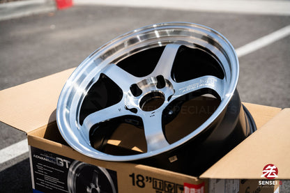 Advan GT Beyond-R / 18x10 +40 / 5x120 / Machining & Diamond Cut (MDC)