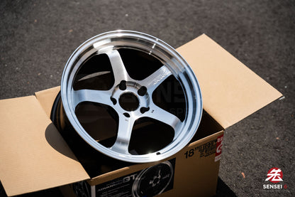Advan GT Beyond-R / 18x10 +40 / 5x120 / Machining & Diamond Cut (MDC)