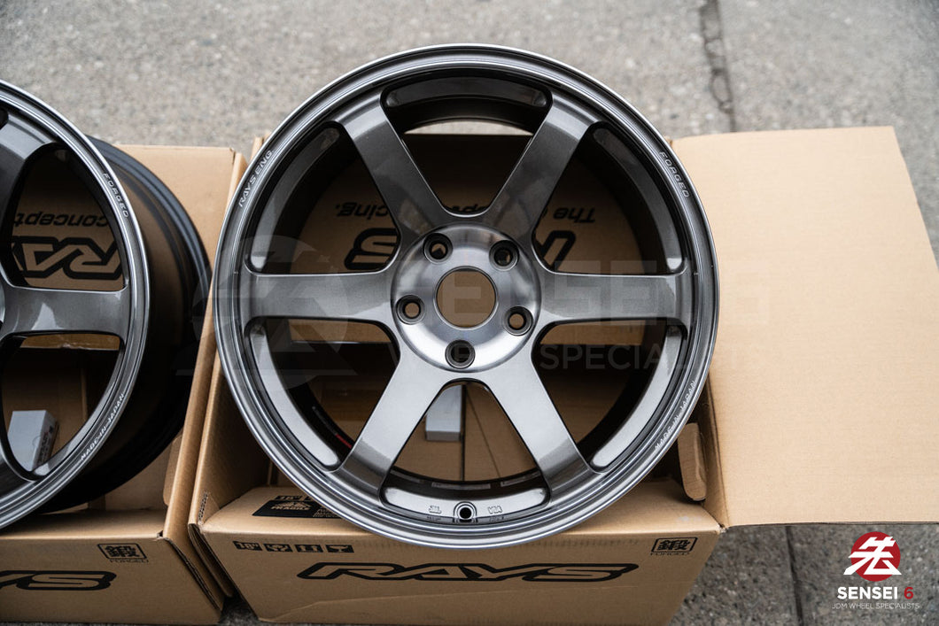 Volk TE37 Saga SL / 18x9.5 +20, 18x10.5 +30 / 5x120 / Pressed Graphite