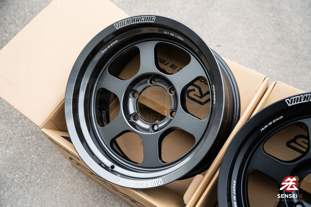 Volk TE37XT M-Spec / 17x8.5-10 / 6x139.7 / Gunmetal oscuro 