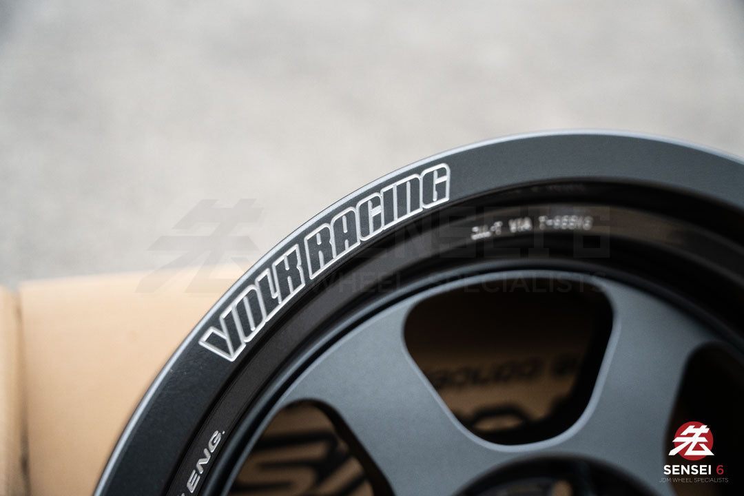 Volk TE37XT M-Spec / 17x8.5-10 / 6x139.7 / Gunmetal oscuro 