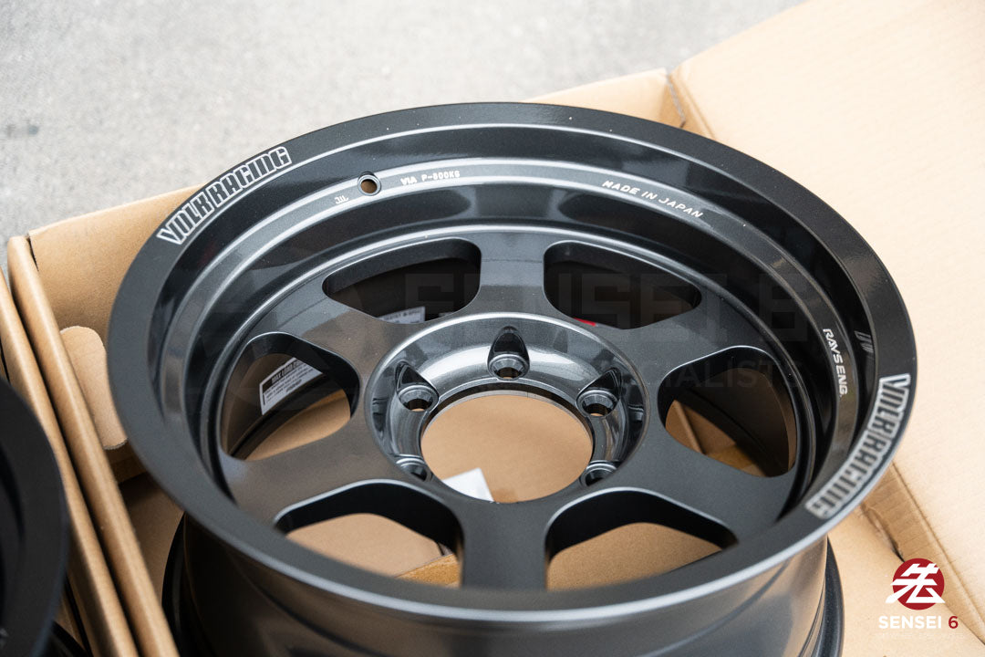 Volk TE37XT M-Spec / 17x8.5-10 / 6x139.7 / Gunmetal oscuro 
