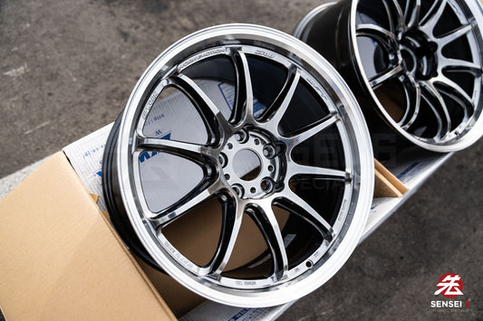 Work Emotion ZR10 1P / 18x9.5 +38 / 5x114.3 / Titanio con corte de diamante (HGLC)
