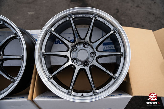 Work Emotion ZR10 1P / 18x9.5 +22 / 5x114.3 / Llanta Glim Black con corte de diamante (GTKRC)