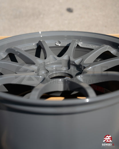 Volk CE28SL / 18x9.5 +44 / 5x120 / Brazos Grises
