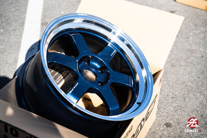 Volk TE37V Mark-II / 18x9.5 +15 / 5x114.3 / Mag Blue / Rim DC (BL)