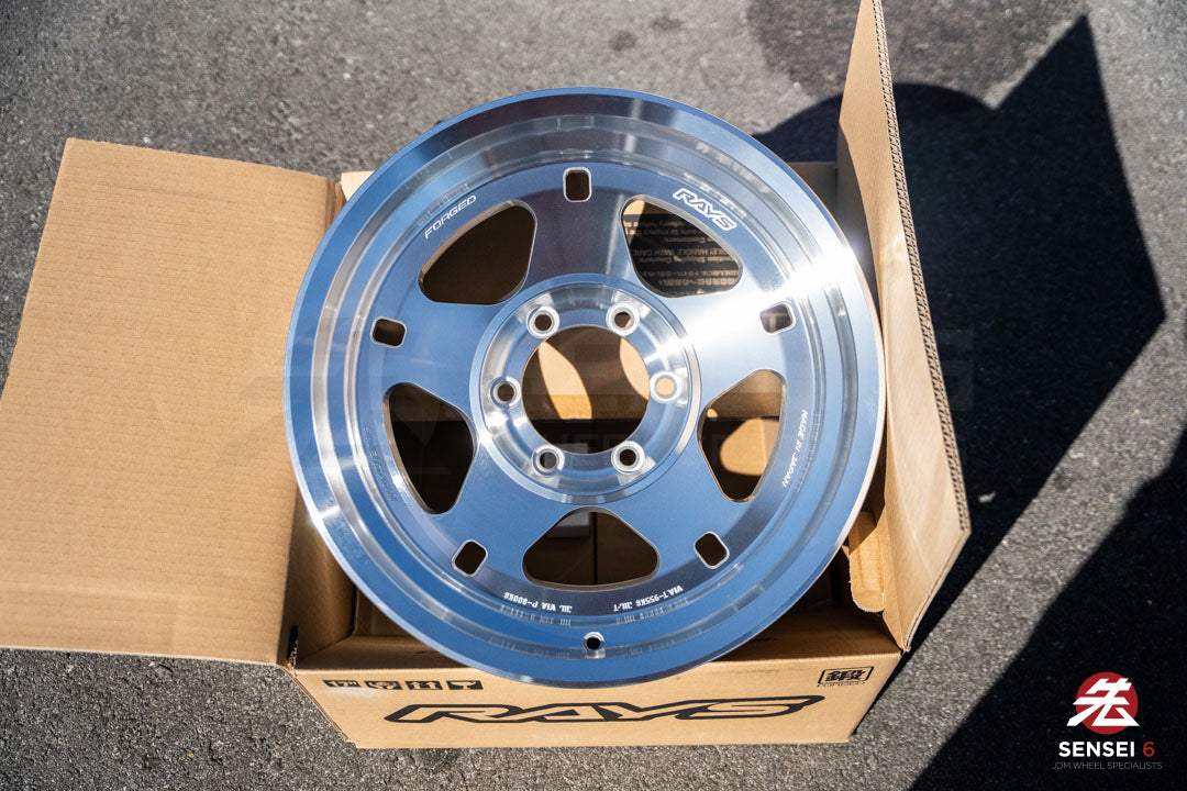 Rays 05X / 17x8.5 -10 / 6x139.7 / Diamond Silver / Full DC (DF)
