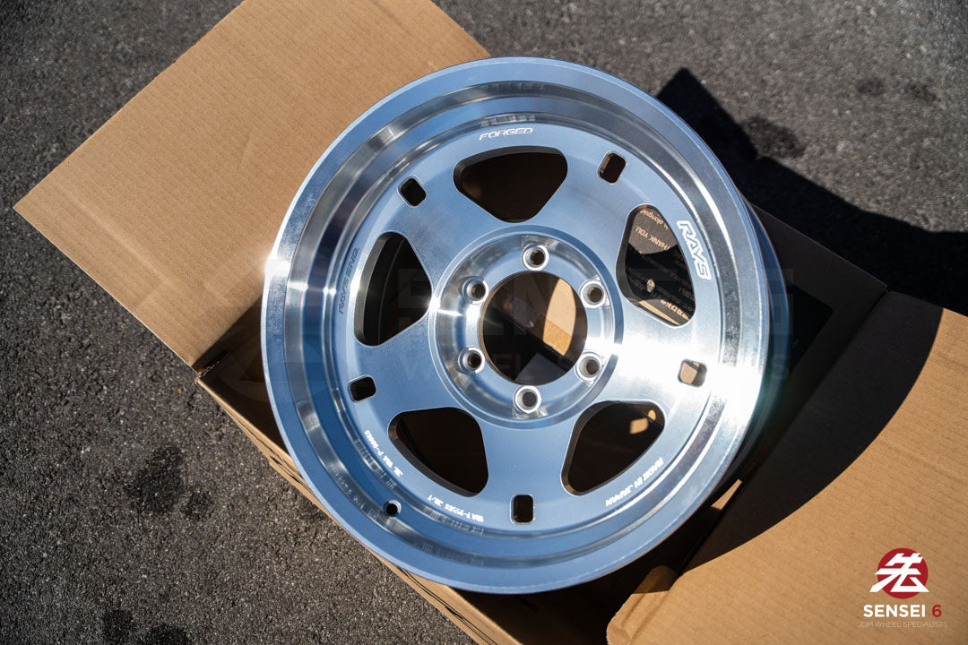 Rays 05X / 17x8.5 -10 / 6x139.7 / Diamond Silver / Full DC (DF)