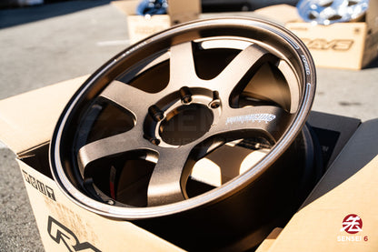 Volk TE37SB / 18x8.5 +22 / 6x139.7 / Bronze (BR)